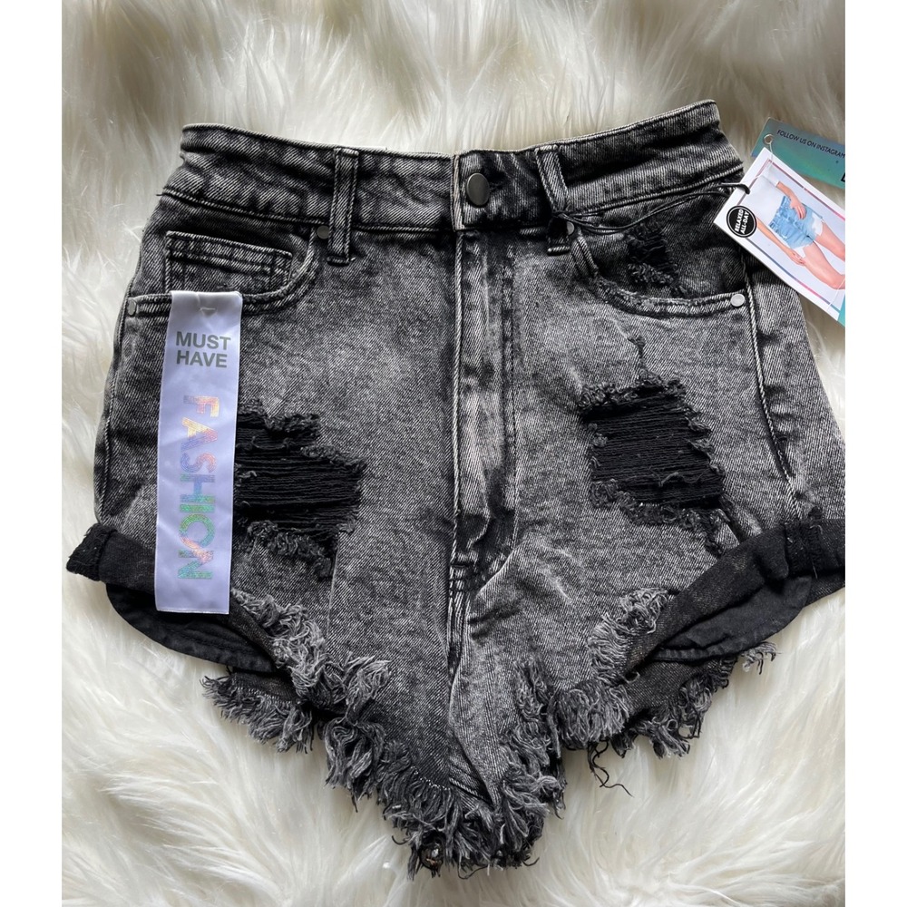 NWT Tinseltown The Vintage Short High Rise Acid Wash Black Jean Shorts 5